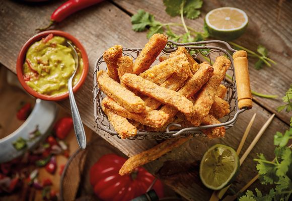 Gemüse-Hanf-Sticks mit Dip zubereitet