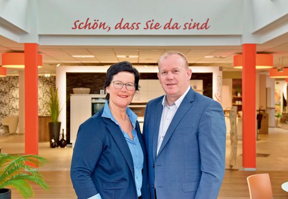 Andrea und Frank Albers in ihrer Küchenwelt